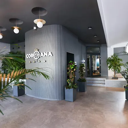 Grand Coroana Hotel