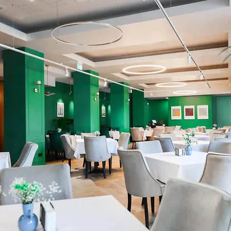 Hotel Grand Coroana
