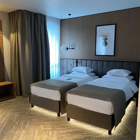 Hotel Grand Coroana Bistrita (Bistrita-Nasaud)
